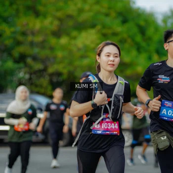 Runner Photo 3887500