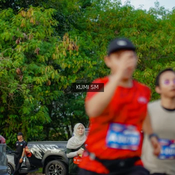 Runner Photo 3887505