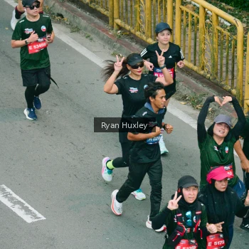 Runner Photo 3887517