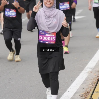 Runner Photo 3887540