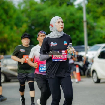 Runner Photo 3887543