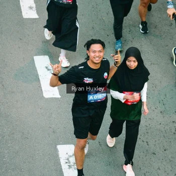 Runner Photo 3887570
