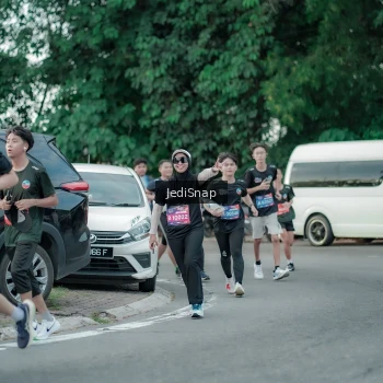 Runner Photo 3887589