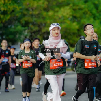 Runner Photo 3887592