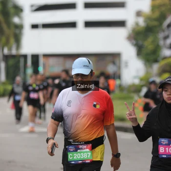 Runner Photo 3887600