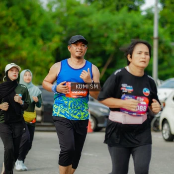 Runner Photo 3887642