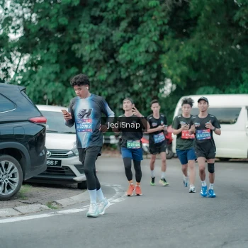 Runner Photo 3887653