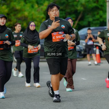 Runner Photo 3887678