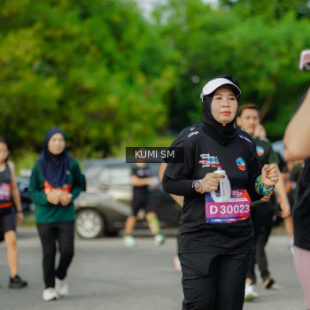 Runner Photo 3887690