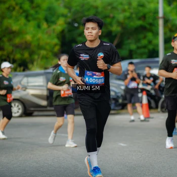 Runner Photo 3887710