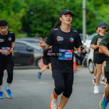 Runner Photo 3887711