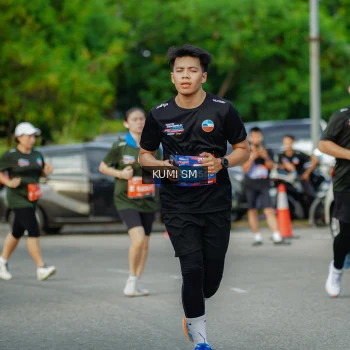 Runner Photo 3887713
