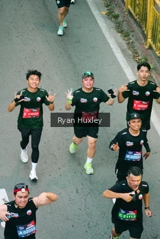 Runner Photo 3887737