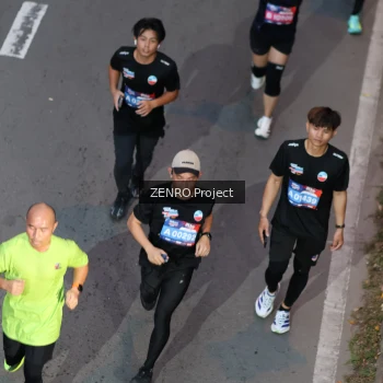 Runner Photo 3887740