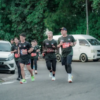 Runner Photo 3887760