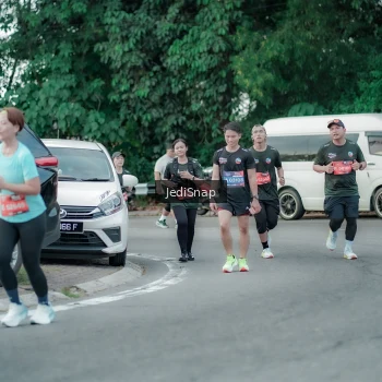 Runner Photo 3887767