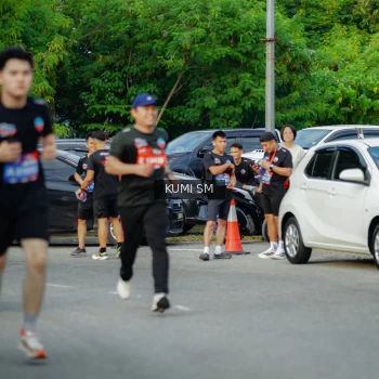 Runner Photo 3887797