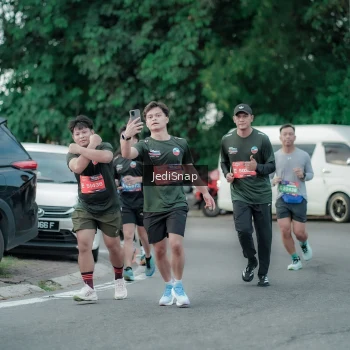 Runner Photo 3887843