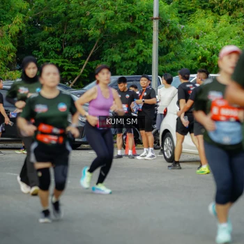 Runner Photo 3887859