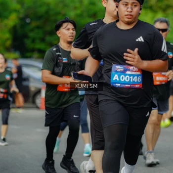 Runner Photo 3887860