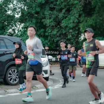 Runner Photo 3887883