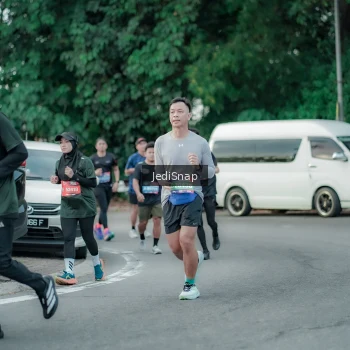 Runner Photo 3887894