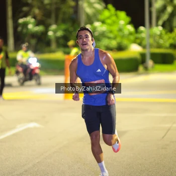 Runner Photo 3887932