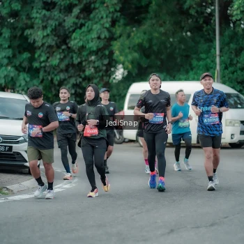 Runner Photo 3887948