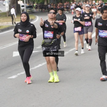 Runner Photo 3887954