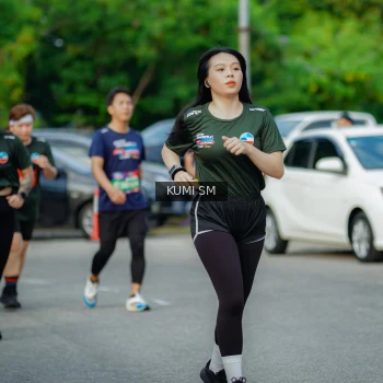 Runner Photo 3887956