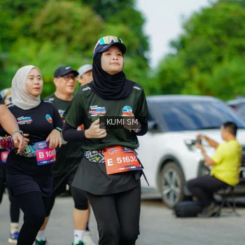 Runner Photo 3887974