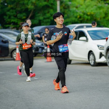 Runner Photo 3887990