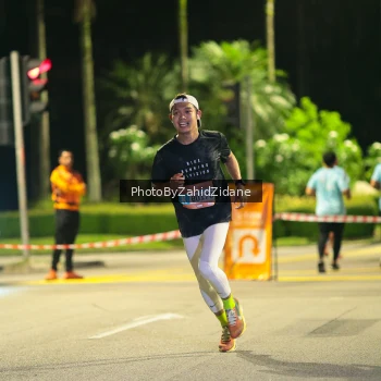 Runner Photo 3887998