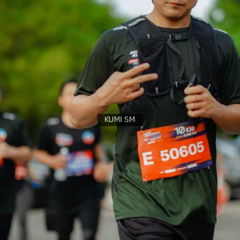 Runner Photo 3888010