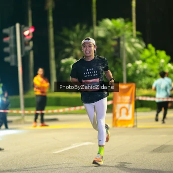 Runner Photo 3888024