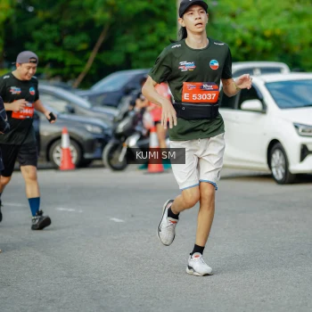 Runner Photo 3888026