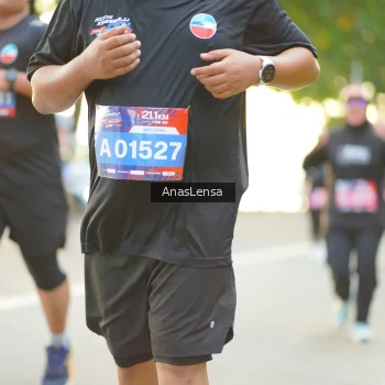 Runner Photo 3888043