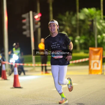 Runner Photo 3888044