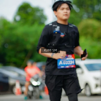 Runner Photo 3888055