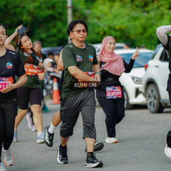 Runner Photo 3888057