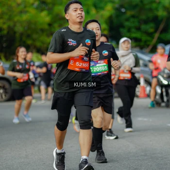 Runner Photo 3888073