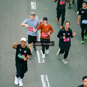 Runner Photo 3888085