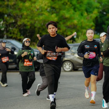 Runner Photo 3888103