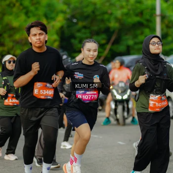 Runner Photo 3888108