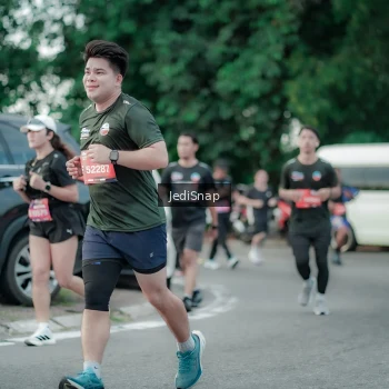 Runner Photo 3888126