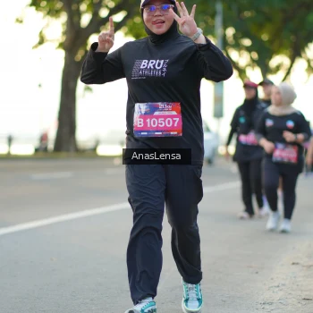 Runner Photo 3888128