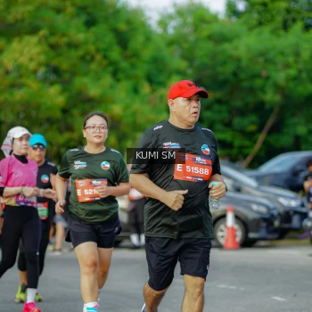 Runner Photo 3888147