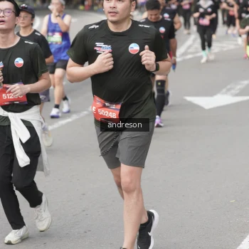 Runner Photo 3888162