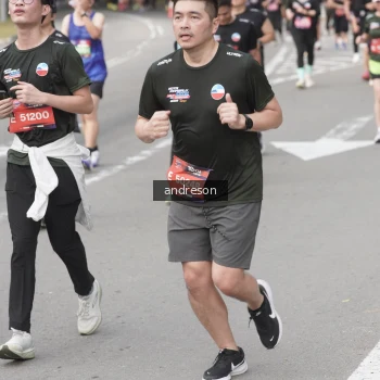 Runner Photo 3888171