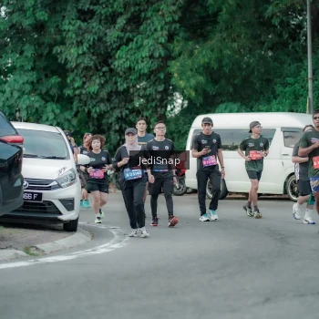 Runner Photo 3888197